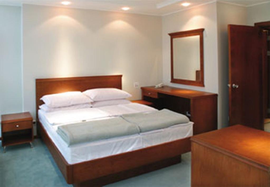 Tadz Hotel Novi Pazar Kamer foto