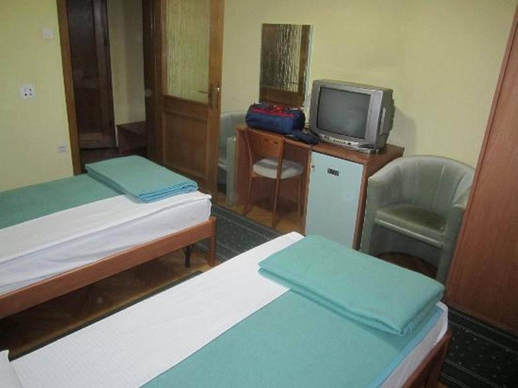 Tadz Hotel Novi Pazar Kamer foto