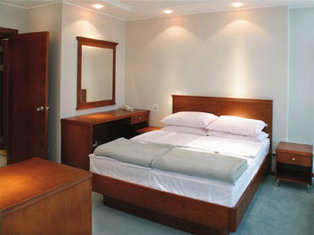 Tadz Hotel Novi Pazar Kamer foto