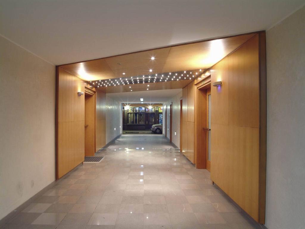 Tadz Hotel Novi Pazar Buitenkant foto